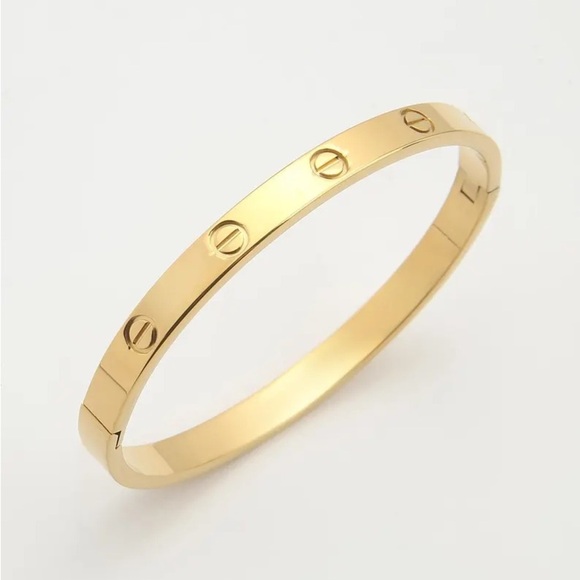 Clip On Love Screw Bracelet Cuff Bangle in Gold - Picture 4 of 4